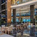 Hotell Crown Sunshine 5*