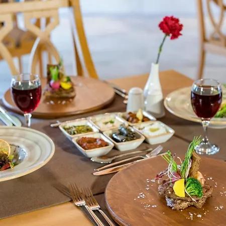 Crown Sunshine Szálloda 5*