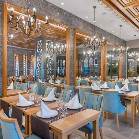 Crown Sunshine Szálloda 5*