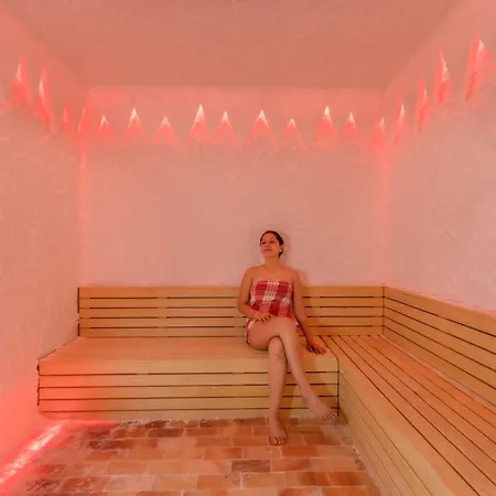 Szálloda Crown Sunshine