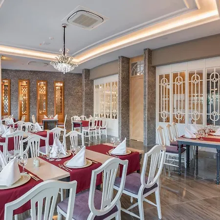 Ξενοδοχείο Crown Sunshine