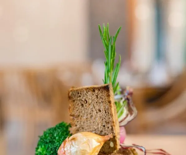 Crown Sunshine 5* Side