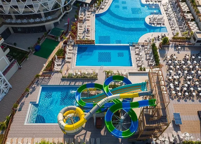 Crown Sunshine 5* Side